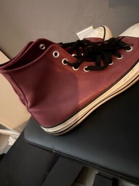 Men's High-Top Converse All Stars Canvas Sneakers in Burgundy with Black Laces